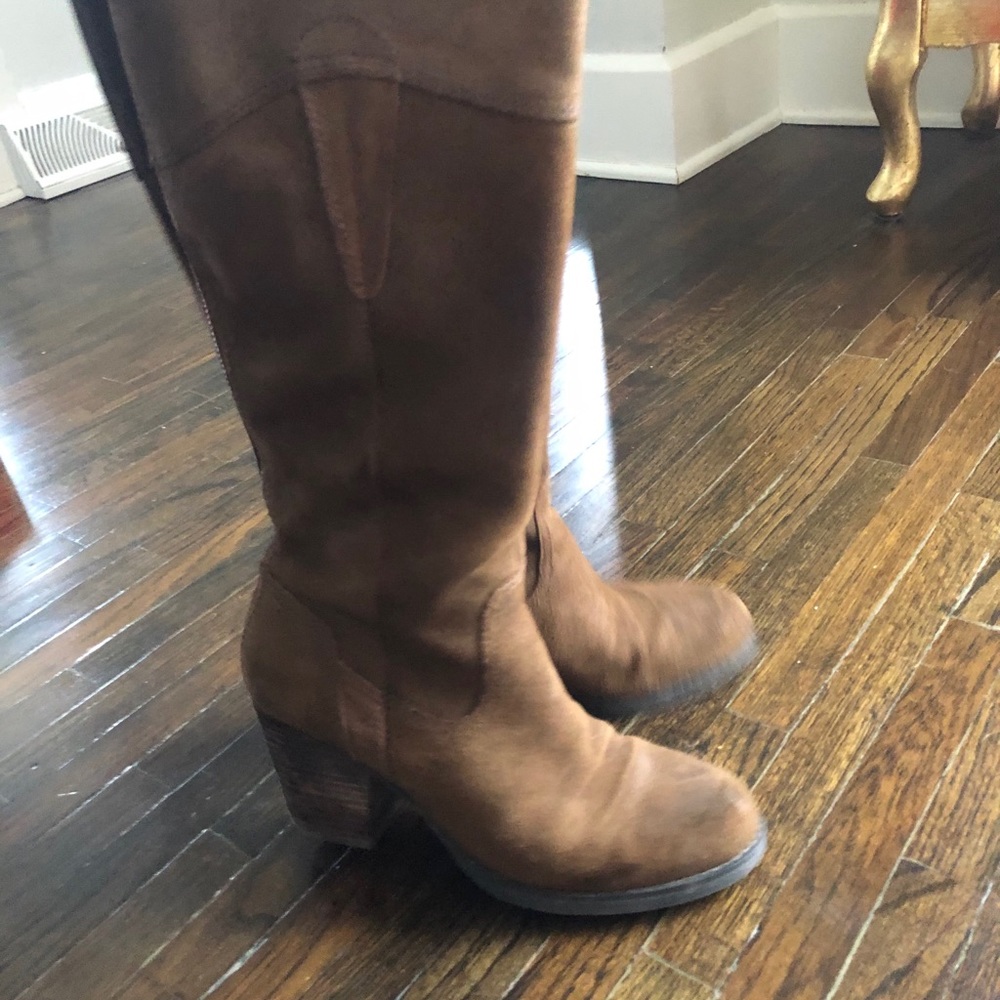 Guess tall leather boots size 8